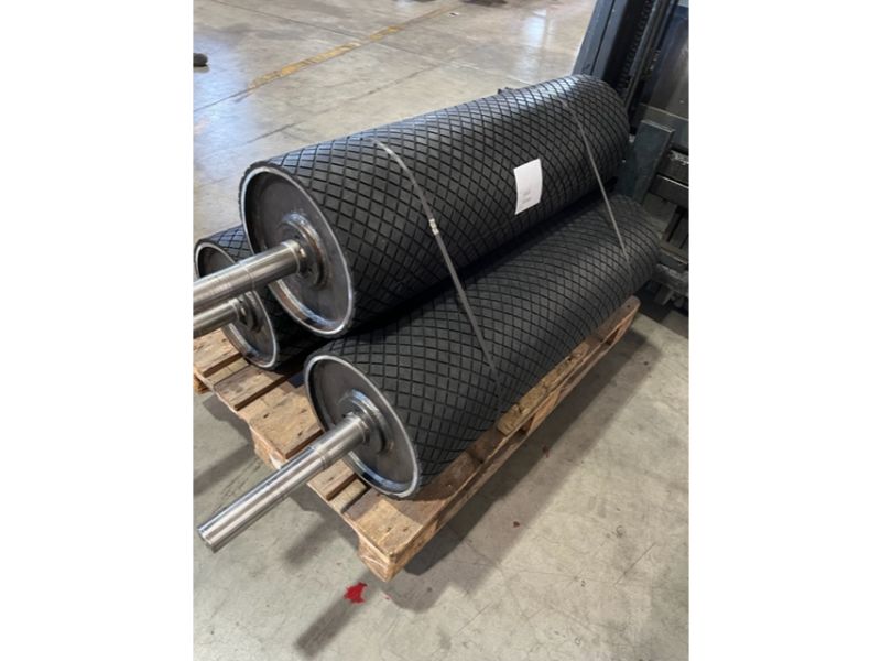 Profiled surface belts 1